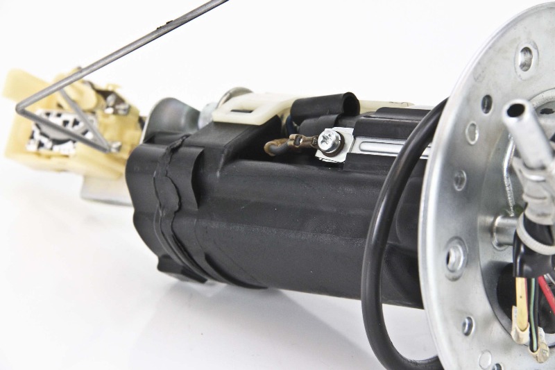 9907 Suzuki GSX1300R Hayabusa Fuel Pump Used eBay