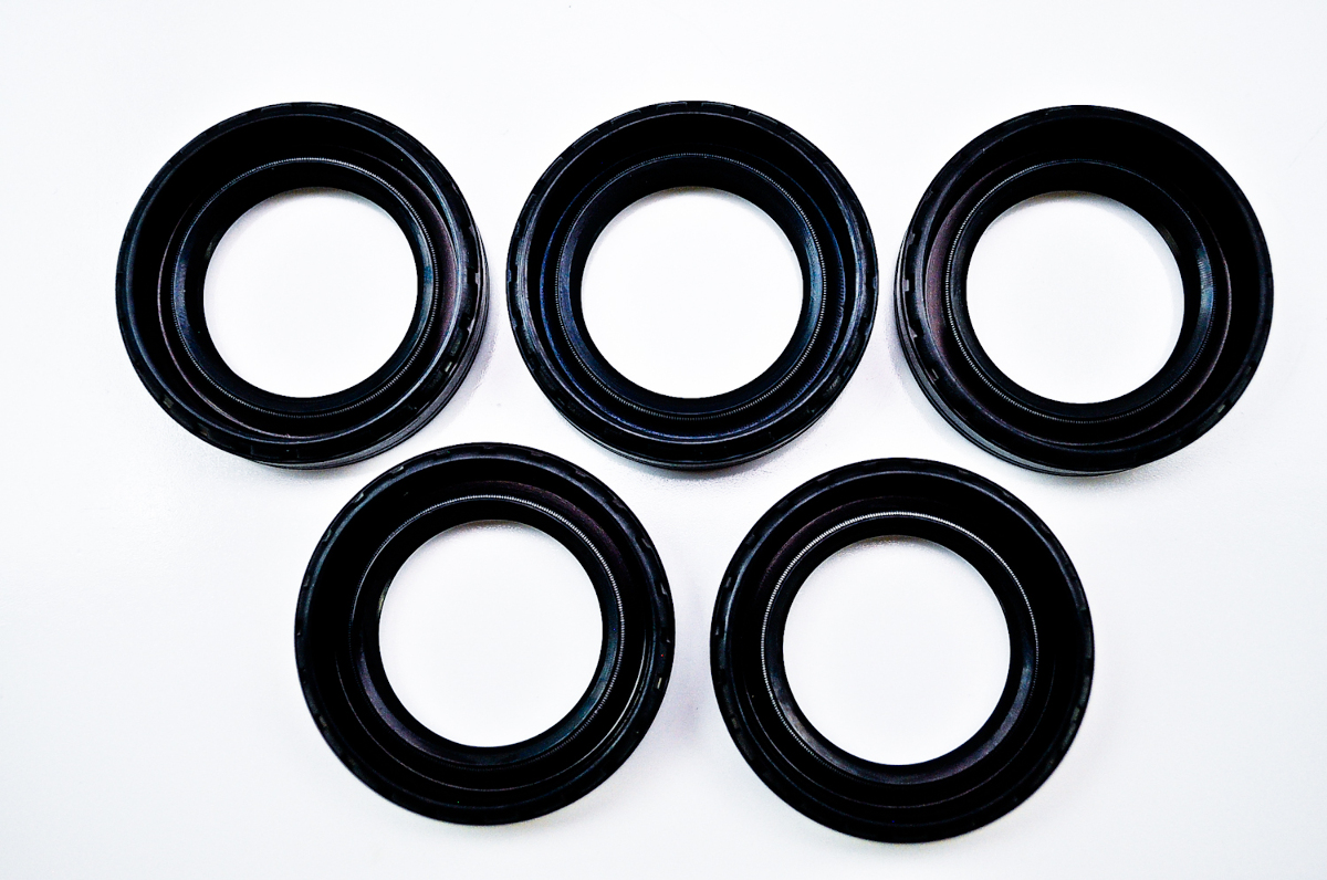 84 Harley Davidson FXWG Wide Glide James Gaskets Wheel Seals .410