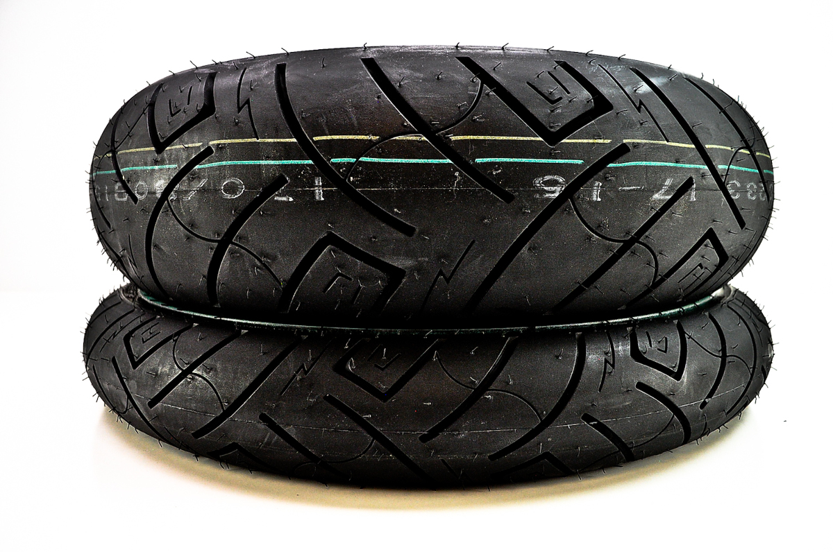 Shinko 777 Heavy Duty Whitewall Front & Rear Tire Set 100/9019 & 170/8015