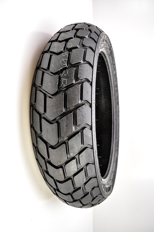 Pirelli MT60 RS Rear Tire | MotorcycleParts2U