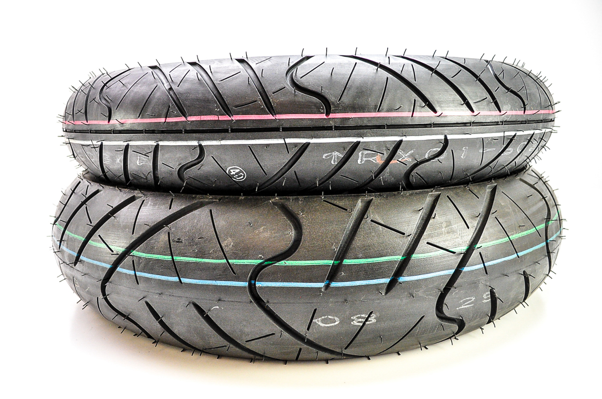 IRC RX01 Road Winner Front & Rear Tire Set 110/7017 & 140/7017