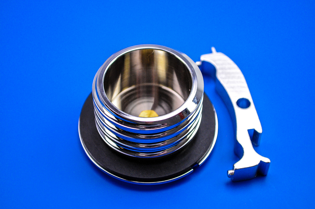 Bikers Choice ScrewIn Flush Mount Gas Caps, Vented Right 12032 eBay